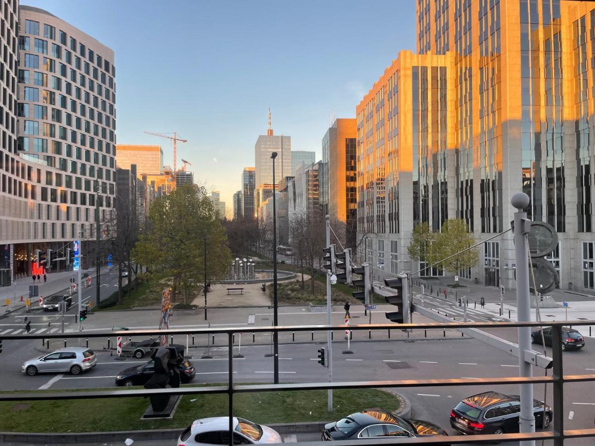 Apartment In Heart Of Brussel City With Balcony View Eksteriør billede