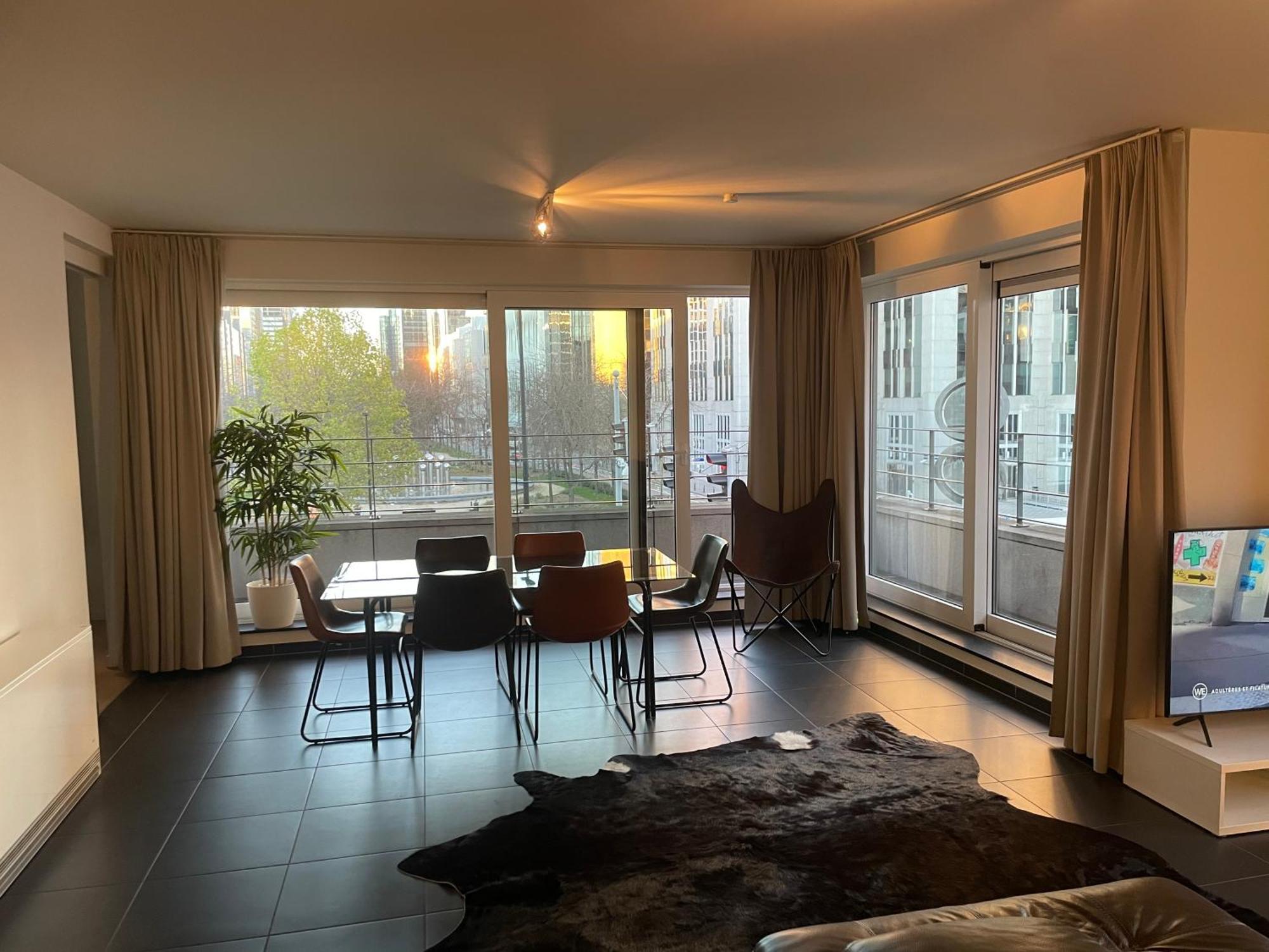 Apartment In Heart Of Brussel City With Balcony View Eksteriør billede